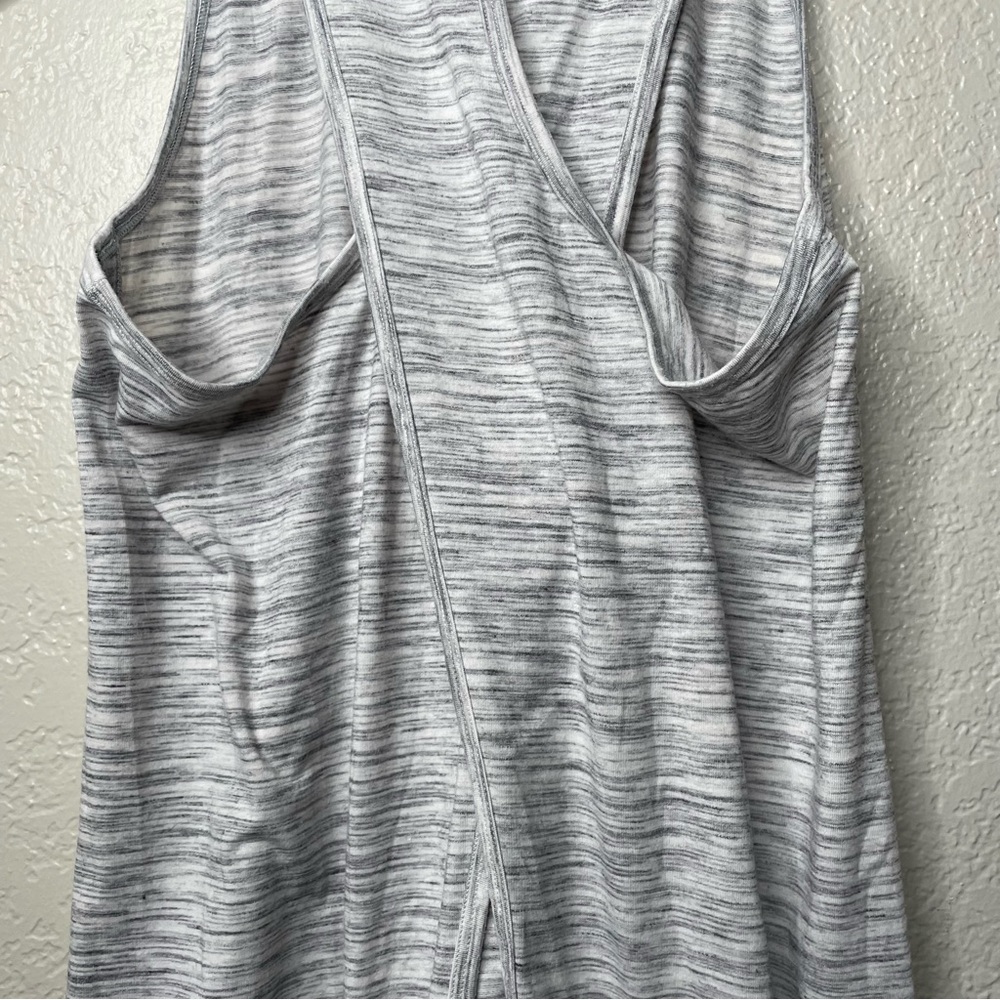 Athleta Essence Spacedye Tie Back Tank Gray Striped Women's Workout Tank Top - Picture 11 of 13